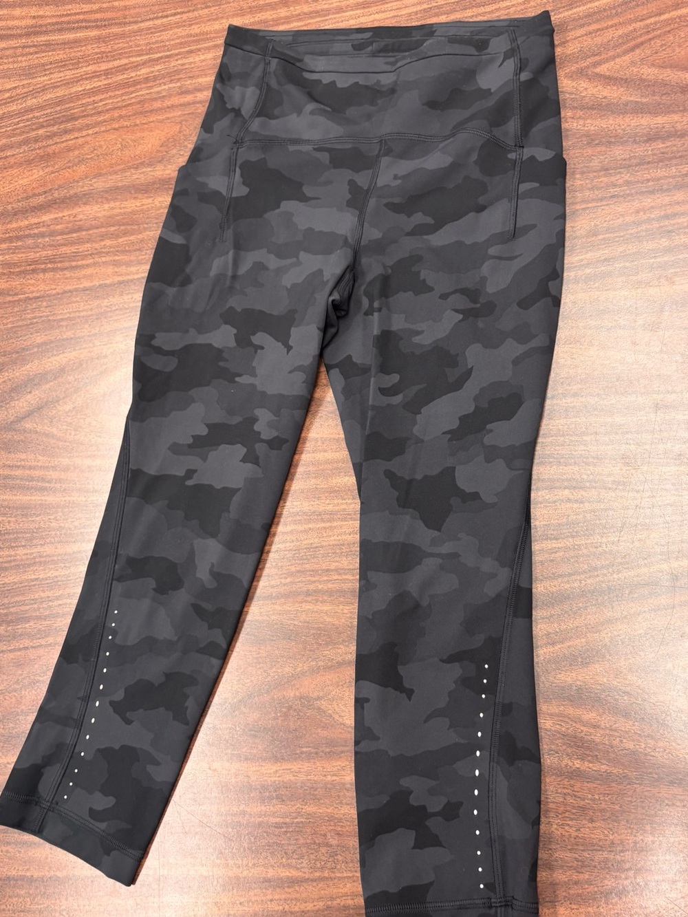 Lululemon Swift Speed Cropped Legging
